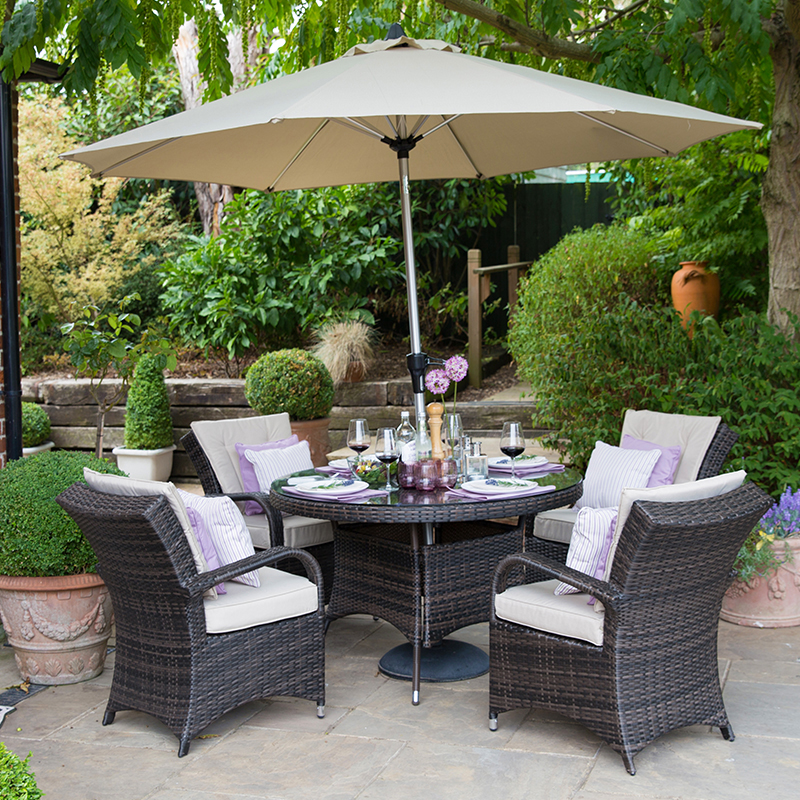 Round Rattan Garden Table Off 64, Round Rattan Garden Table And 4 Chairs