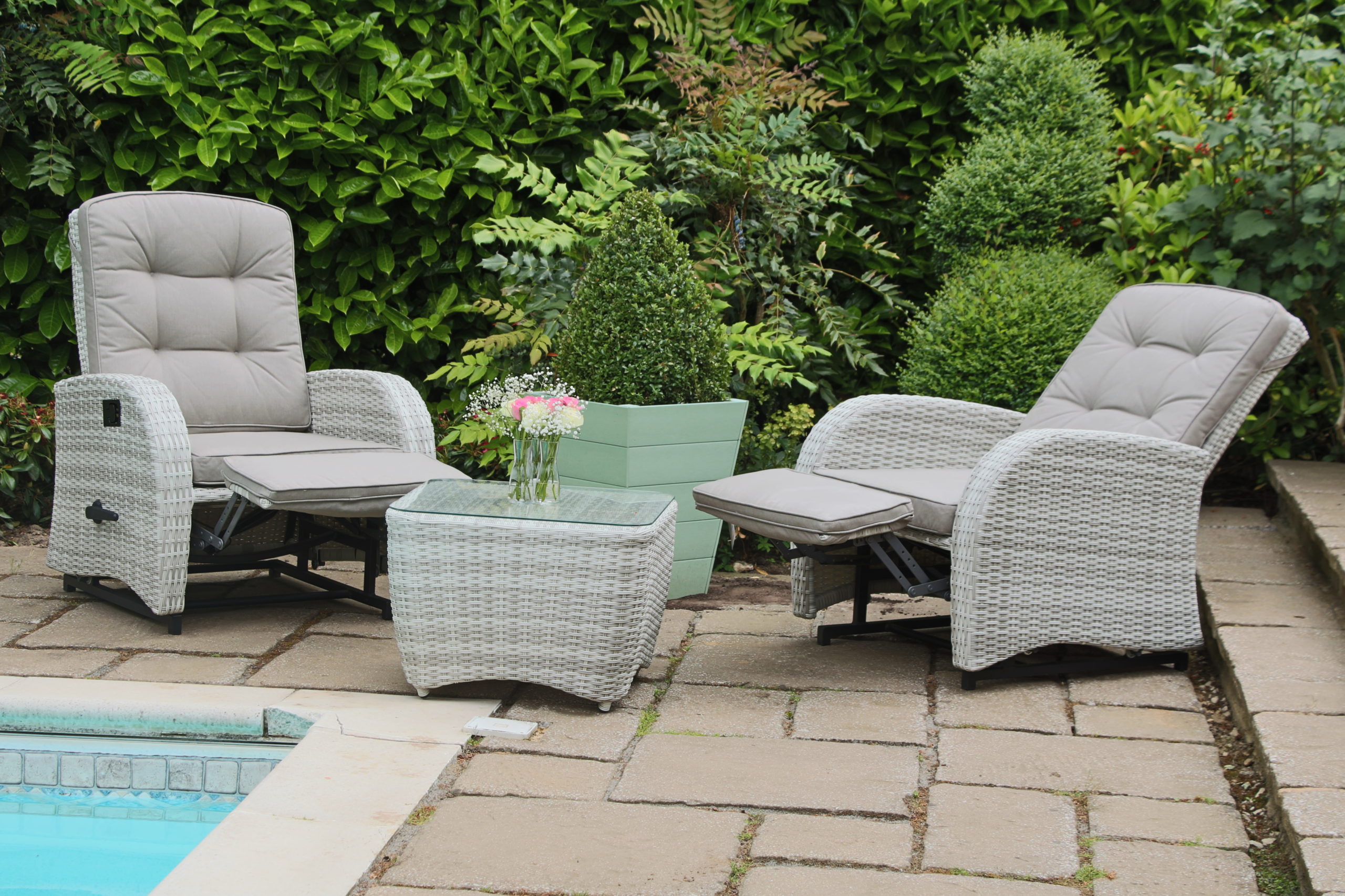Bellevue Reclining Rattan Lounge Chair Set Majestique Crownhill - Garden Furniture Reclining Chairs