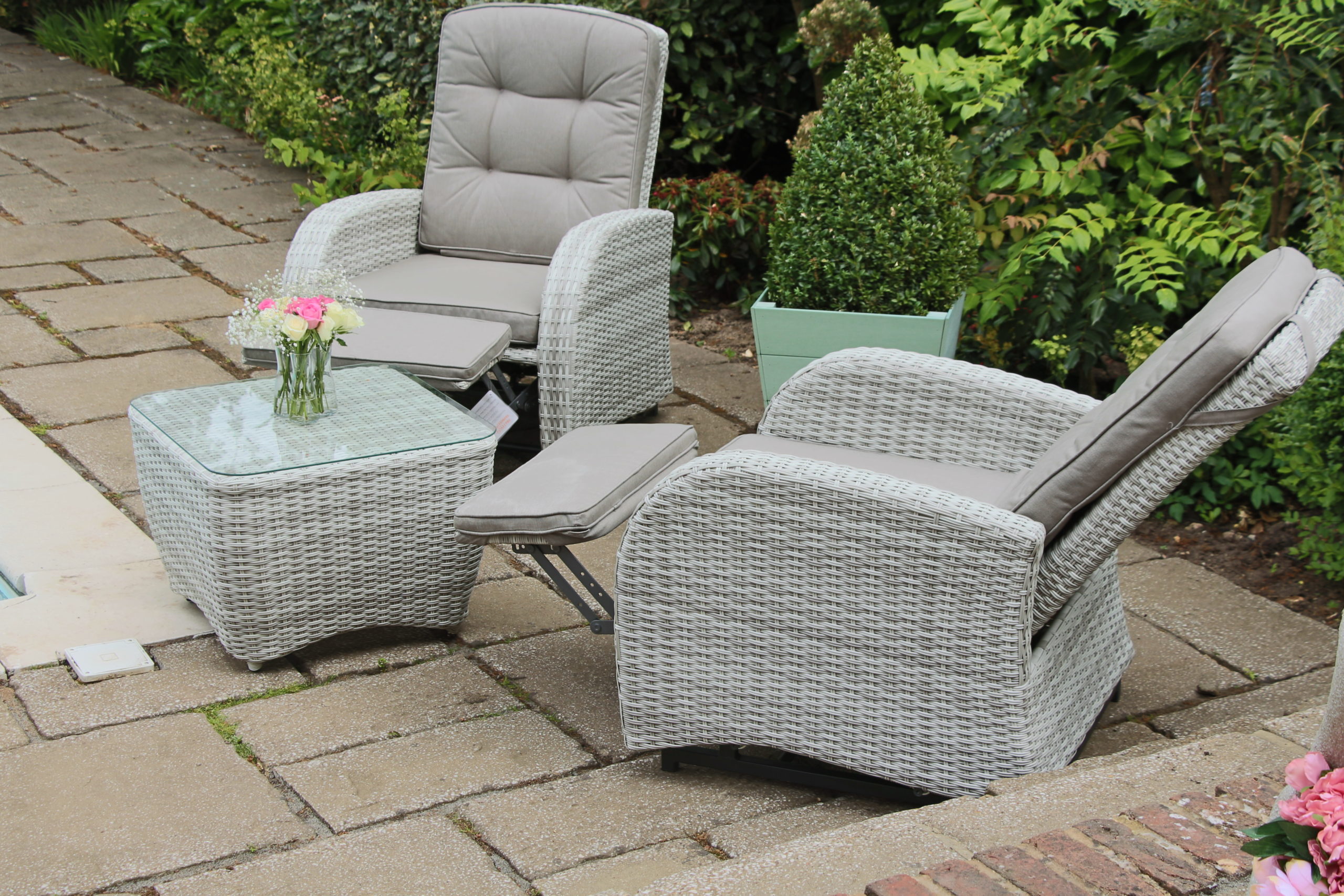 Reclining Chairs Garden : Reclining Rattan Bistro Set with Rocking